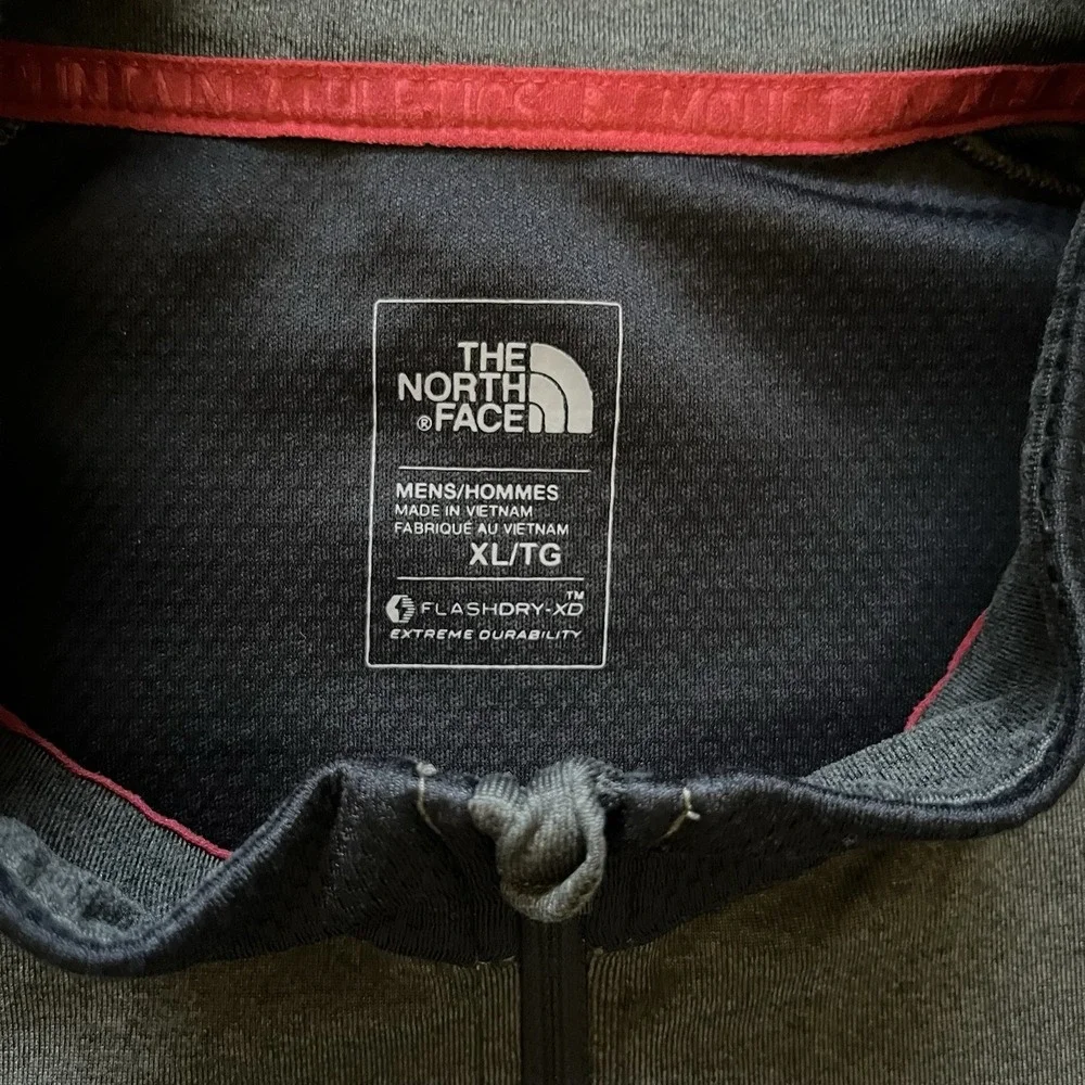 The North Face Flashdry‎ 1/4 Zip Long Sleeve Pullover Athletic Men's XL Quarter